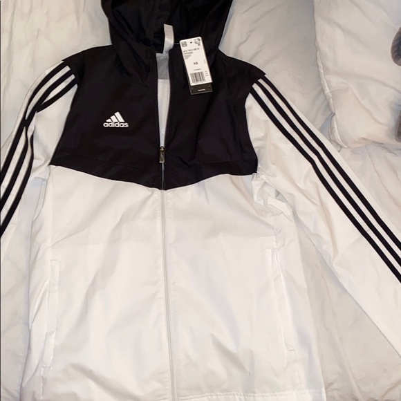 adidas women's windbreaker jacket